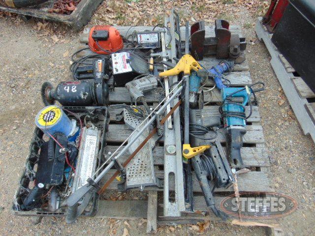 Pallet of misc. electrical tools, Craftsman bench grinder,_1.jpg